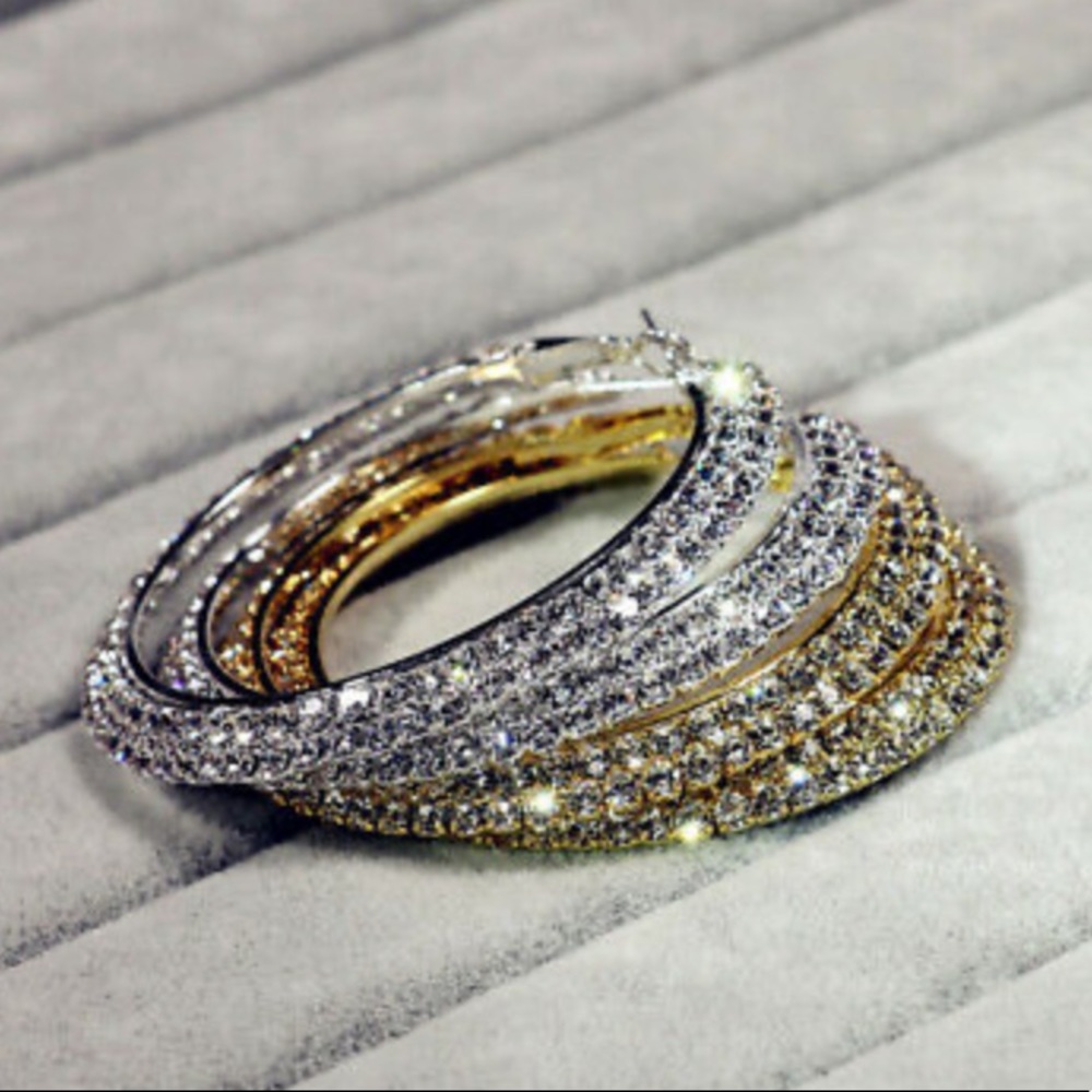 New 18k gold plated hoop earrings - Picture 3 of 4